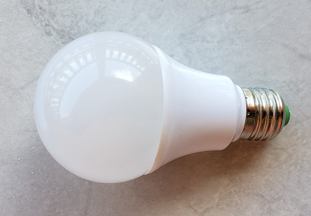 Dimmable LED Bulb 7 W